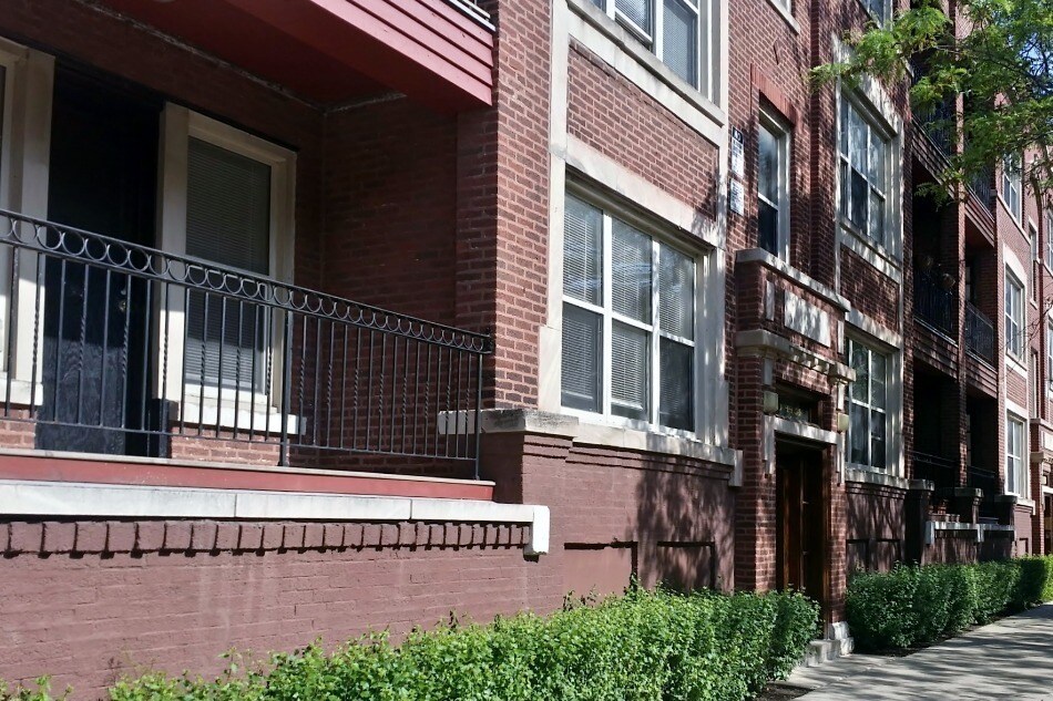 4415 N Hazel St, Chicago, IL 60640 Apartments in Chicago, IL