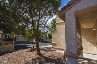 Building Photo - 7920 Hornbeam Ct