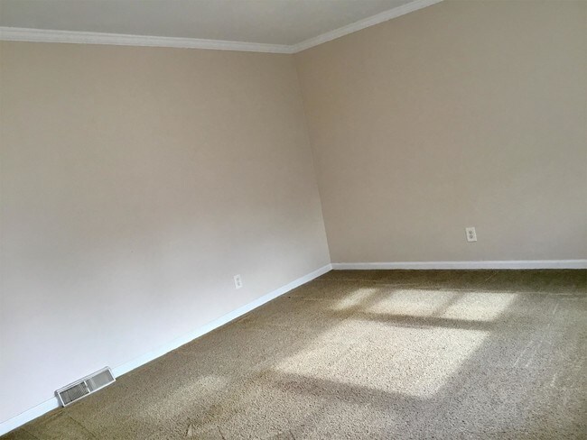 Foto del edificio - 821 Fairway St