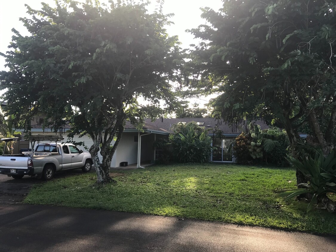 Foto principal - Very Nice 3 Bed 2 Bath Kapaa Single Family...