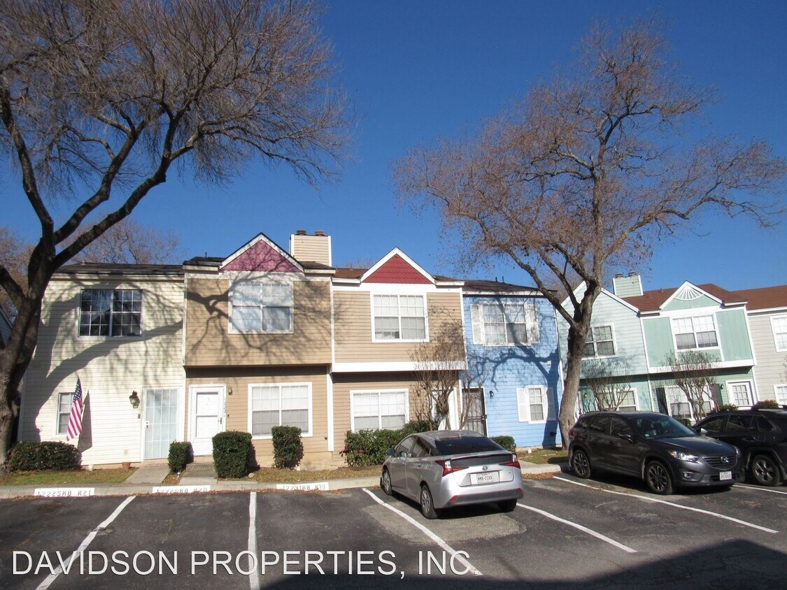 Primary Photo - 2 br, 2.5 bath House - 12223 Magnolia Blossom