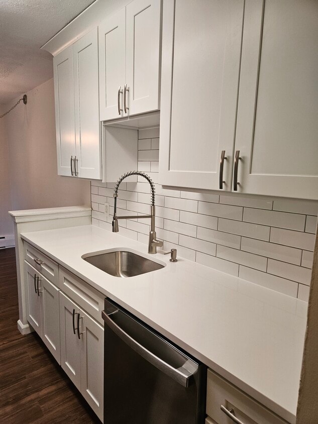 120 N Bethlehem Pike Unit 108A, Fort Washington, PA 19034 Condo for