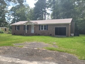 Building Photo - 25 Orangeburg Dr