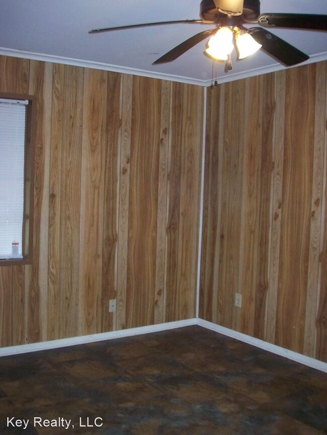 Building Photo - 3 br, 1 bath House - 204 24th Street