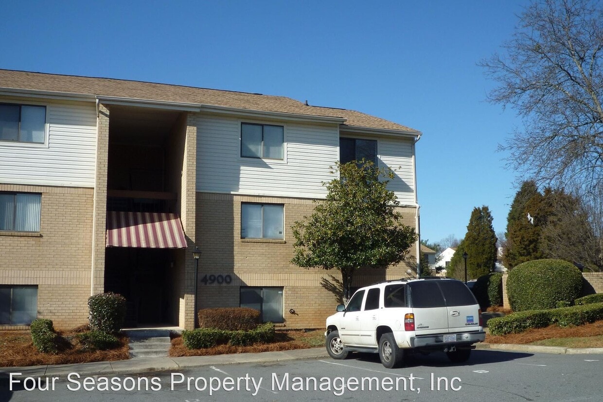 Primary Photo - 2 br, 2 bath House - 4900-F Spring Lake Drive