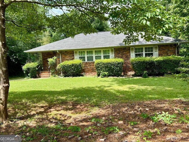 Building Photo - 482 Plantation Rd SW