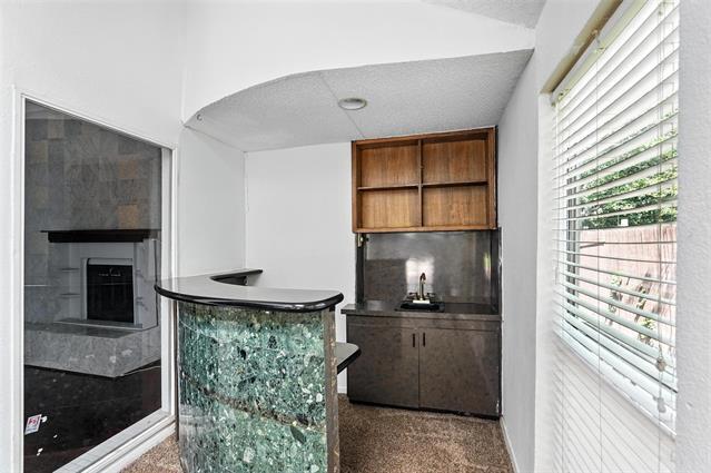 Foto del edificio - 1744 Hartford Dr