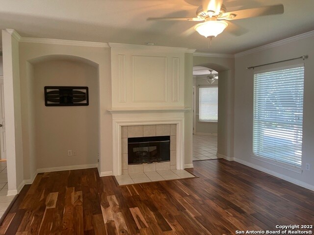 Building Photo - 2443 Cove Hill