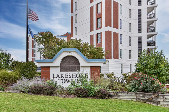 Foto del edificio - 333 Lake Ave