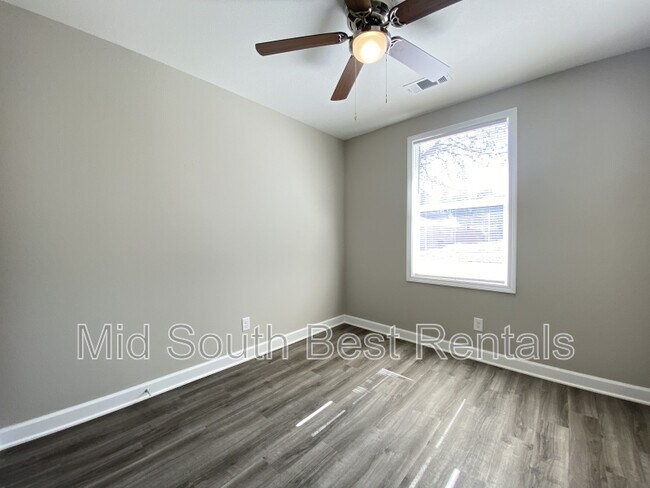 Foto del edificio - 4716 Manchester Dr