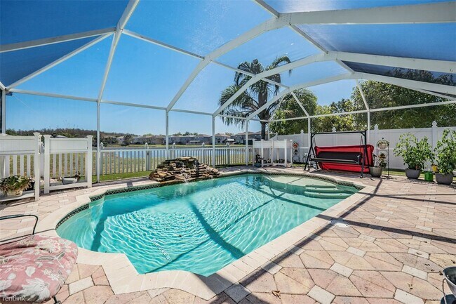 Foto del edificio - 4 br, 2 bath House - 17416 i Garden Heath ...