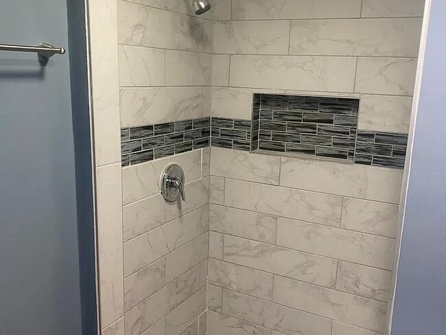 Foto del edificio - 2862 W Belden Ave