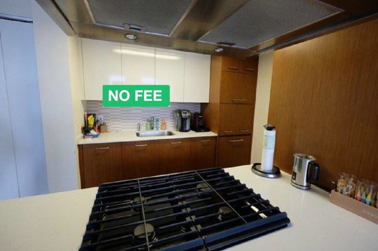 Foto principal - 449-450 W 42nd St