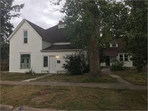 Outside of Building - 2619 Thomes Ave