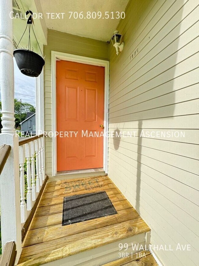 Foto del edificio - 99 Walthall Ave