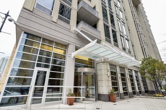 Building Photo - 700 N Larrabee St