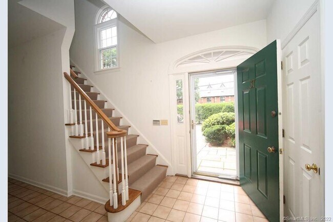 Foto del edificio - 37 Maple St