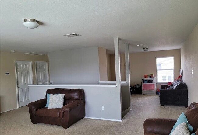 Foto del edificio - 9213 Devonshire Ct