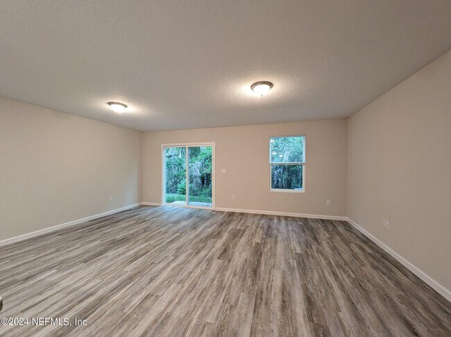 Building Photo - 8252 Halls Hammock Ct