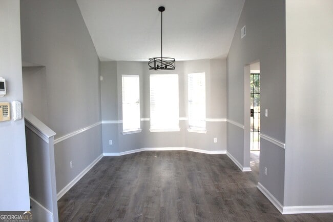 Building Photo - 2640 Field Spring Dr