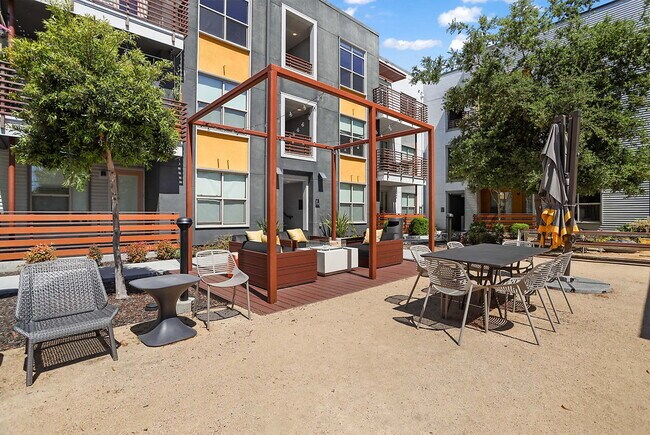 Foto del edificio - ROEN Menlo Park