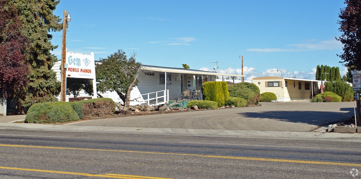 Primary Photo - Gem Mobile Manor