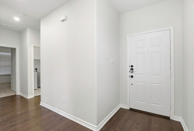 Building Photo - 7907 Expectation Dr