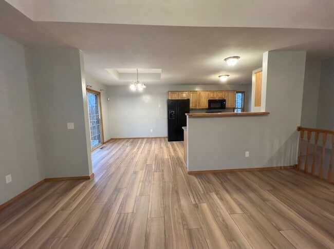 Building Photo - 3814 W Parkridge Cir