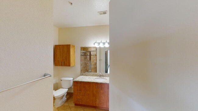 Interior Photo - The Vintage Lofts at West End