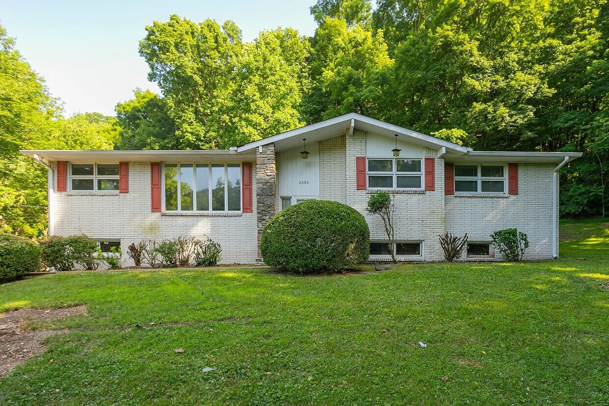 Brentwood Oasis: Newly Renovated 3 Bed, 2 ... - Brentwood Oasis: Newly Renovated 3 Bed, 2 ...