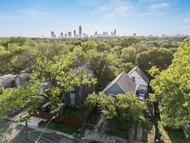 Foto del edificio - 906 Linden St