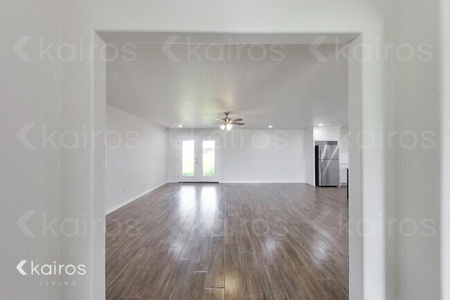 Foto del edificio - 2702 Daytona Ave