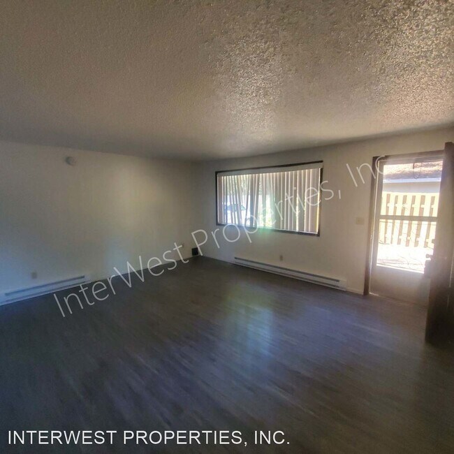 Foto del edificio - 3 br, 1 bath House - 5022 SE LONG