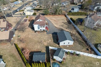 Building Photo - 107 Buff Rd