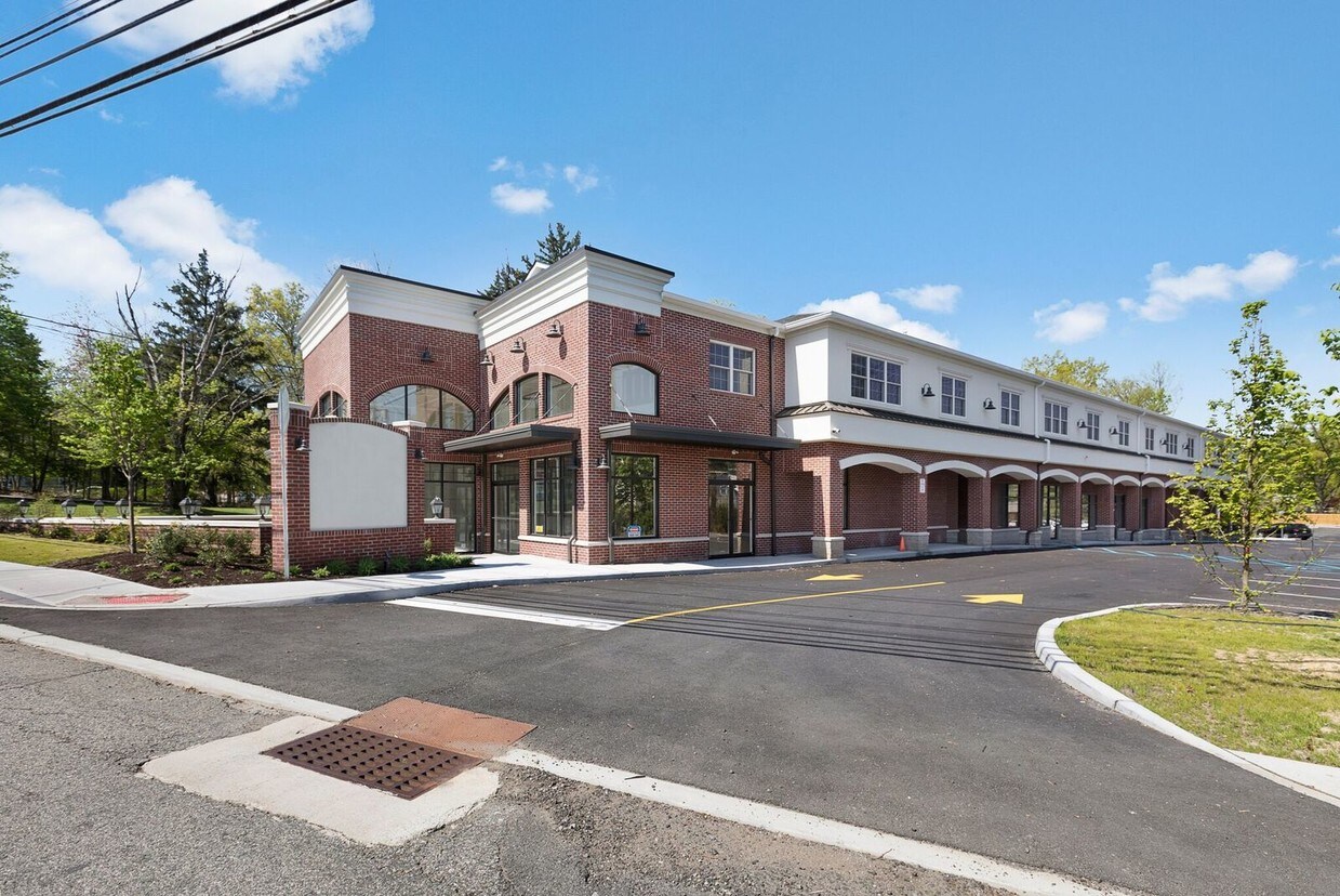 450 Pompton Ave, Cedar Grove, NJ 07009 Apartments Cedar Grove, NJ