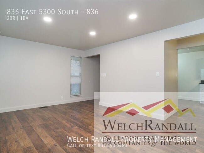 Building Photo - 2 Bedroom 1 Bath Renovated Apartment