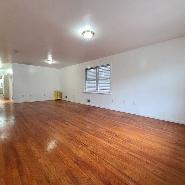 Open Living/Dining Room - 4707 Broadway