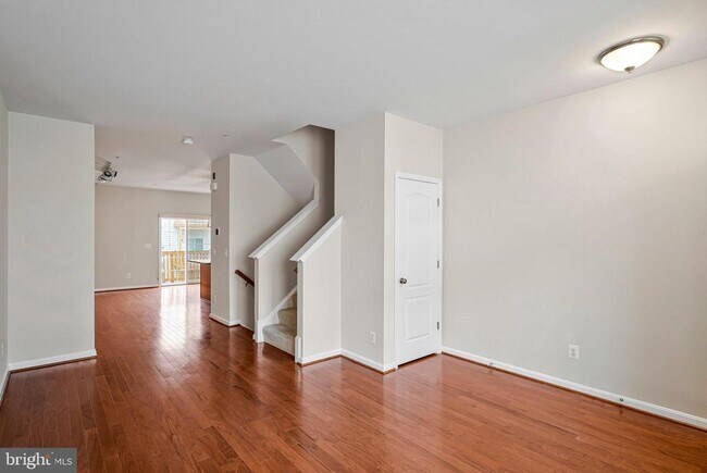 Foto del edificio - 24667 Byrne Meadow Square