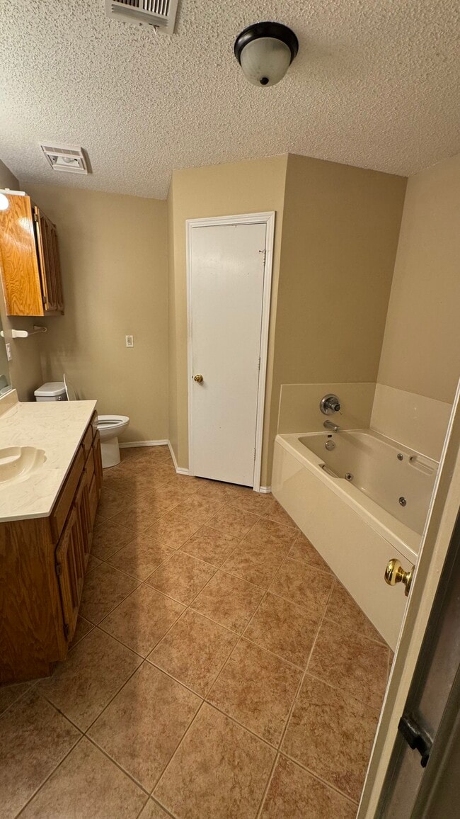 Master Bathroom, separate shower - 3201 E Louisville St