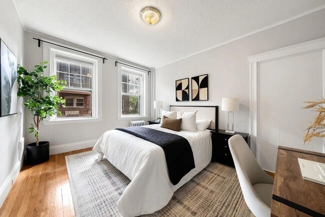 Building Photo - 2 Crawford St