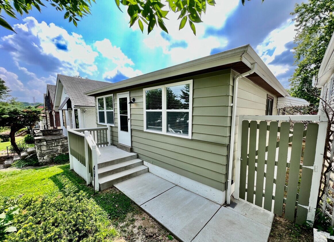 1505 Graham St, Saint Louis, MO 63139 House Rental in Saint Louis, MO