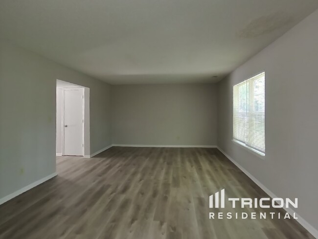 Foto del edificio - 6052 Draycott Drive Indianapolis IN