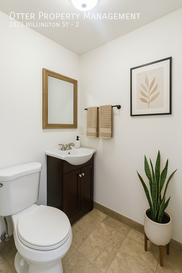 Building Photo - 1823 Willington St