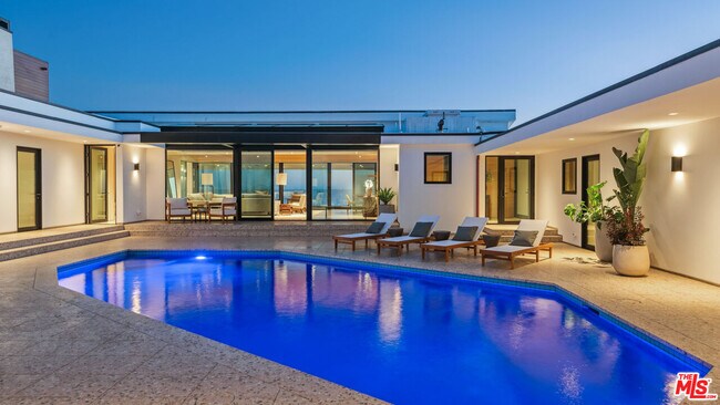 Foto del edificio - 31388 Broad Beach Rd
