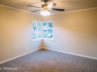 Cute Cottage Style Single Family Home House For Rent In Portland