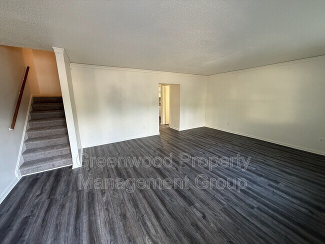 Foto del edificio - 5745 Bramblegate Rd