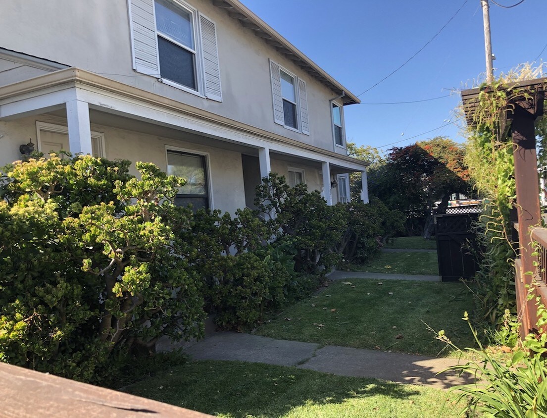 Primary Photo - 1602 Kains Ave