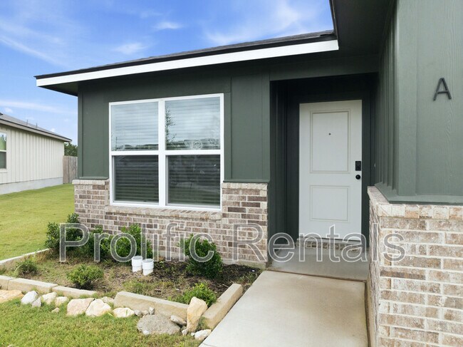 Foto del edificio - 1247 Concord Dr