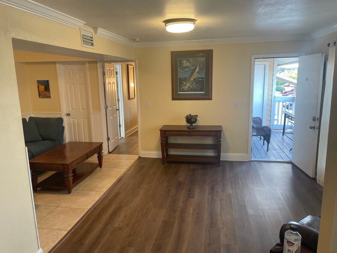 455 Alt 19 S Unit 250, Palm Harbor, FL 34683 Condo for Rent in Palm