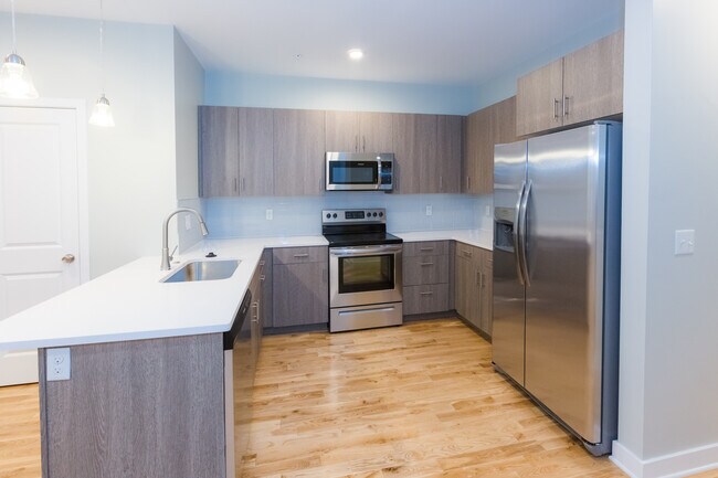 Foto del edificio - 2039 N College Ave